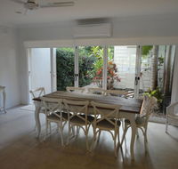 Noosa Entrance Waterfront Resort - Accommodation Batemans Bay