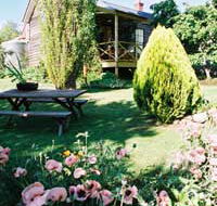 Holyrood House - Accommodation Batemans Bay