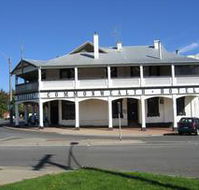 Commonwealth Hotel - Accommodation Batemans Bay