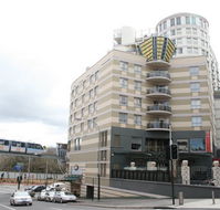 Seasons Darling Harbour - Accommodation Batemans Bay