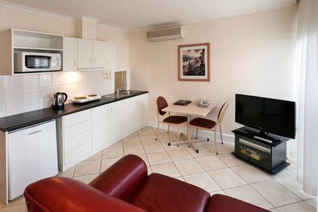 Best Western Ensenada Motor Inn And Suites - Accommodation Batemans Bay 3