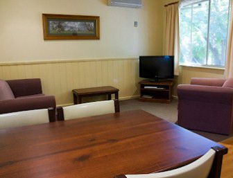View Hill Holiday Units - Accommodation Batemans Bay 0