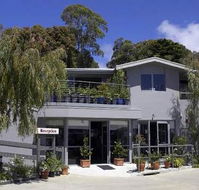 Comfort Inn Lorne Bay View - Accommodation Batemans Bay