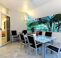 Oasis At Palm Cove - Accommodation Batemans Bay