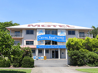 Cairns Reef Apartments And Motel - Accommodation Batemans Bay