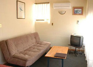 Eastern Town House - Accommodation Batemans Bay 1