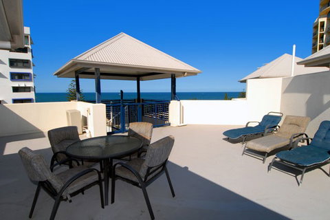 Raffles Mooloolaba - Accommodation Batemans Bay 1