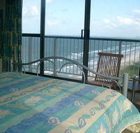 Golden Sands Holiday Apartments - Accommodation Batemans Bay