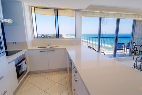 Golden Sands Holiday Apartments - Accommodation Batemans Bay 1