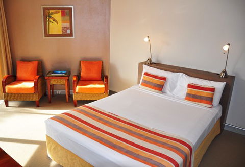 Waters Edge The Strand - Townsville - Accommodation Batemans Bay 3