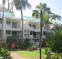 Camargue Beachfront Apartments - Accommodation Batemans Bay