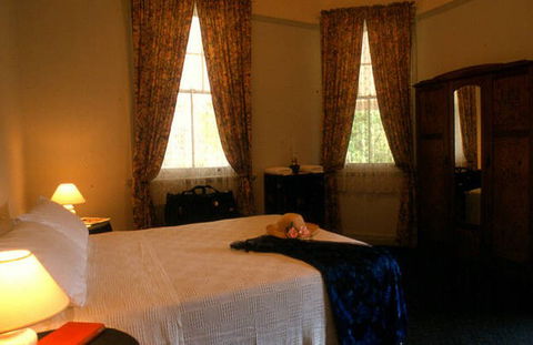 Abernethy Guesthouse - Accommodation Batemans Bay 4