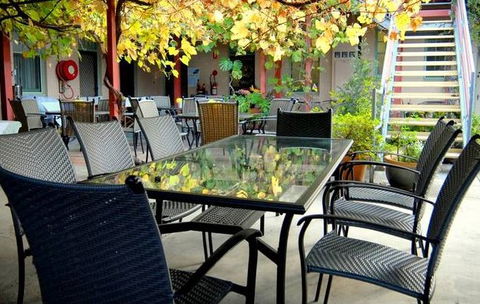 Abernethy Guesthouse - Accommodation Batemans Bay 5