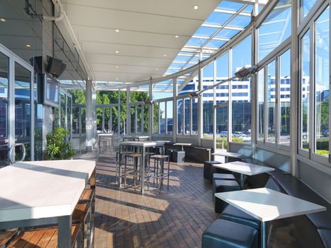 Holiday Inn Sydney Airport - Accommodation Batemans Bay 2