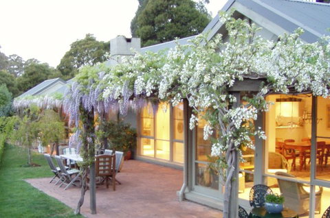 Tomah Mountain Lodge - Accommodation Batemans Bay 0