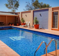 Desert Cave Hotel - Accommodation Batemans Bay