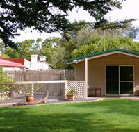 Shiralea Country Cottage - Accommodation Batemans Bay