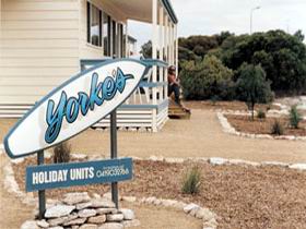 Yorke's Holiday Units - Accommodation Batemans Bay 0
