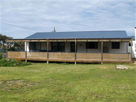 Surfin Sceales Beach House - Accommodation Batemans Bay 0