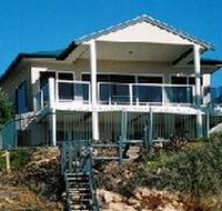 Top Deck Cliff House - Accommodation Batemans Bay