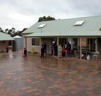 Wirreanda Bunkhouse - Accommodation Batemans Bay