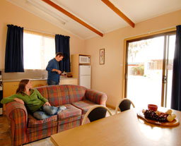 Victor Harbor Holiday And Cabin Park - Accommodation Batemans Bay 1