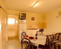 Victor Harbor Holiday And Cabin Park - Accommodation Batemans Bay 2