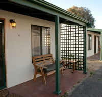 Moonta Bay Road Cabins and Cottages - Accommodation Batemans Bay
