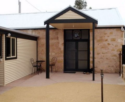 The Cottage At Ramco - Accommodation Batemans Bay 6