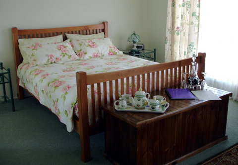 The Linear Way Bed And Breakfast - Accommodation Batemans Bay 3