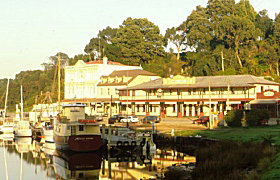Hamers Hotel - Accommodation Batemans Bay 0