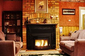 Kenya Cottage - Accommodation Batemans Bay 0