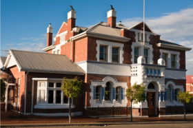 Charlotte Cove TAS Accommodation Batemans Bay