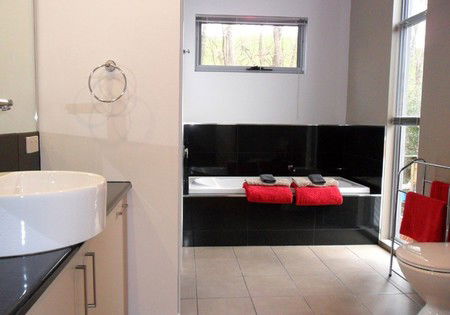 Ulverstone River Retreat - Accommodation Batemans Bay 1