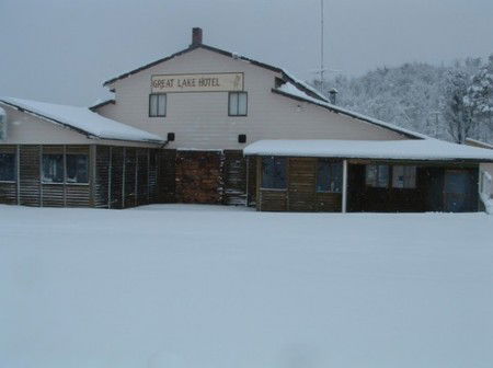 Great Lake Hotel - Accommodation Batemans Bay 2