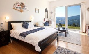 Arjuna Ridge Retreat - Accommodation Batemans Bay 0