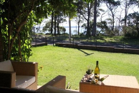 Plantation Point Beach House - Accommodation Batemans Bay 1