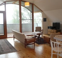 Surveyor's Hill Bed and Breakfast - Accommodation Batemans Bay