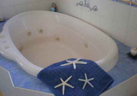 A Blue Point House Jervis Bay - Accommodation Batemans Bay 2