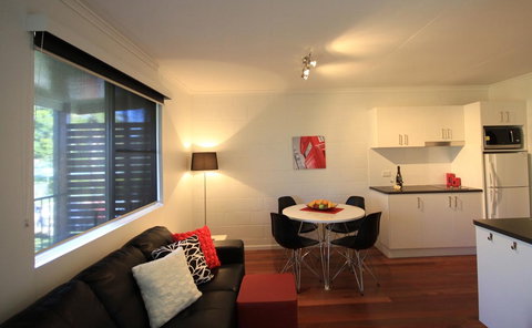 Maclean Stays - Accommodation Batemans Bay 3