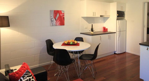 Maclean Stays - Accommodation Batemans Bay 4