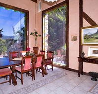 Castle On The Hill Bed and Breakfast - Accommodation Batemans Bay