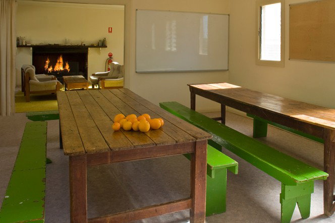 Backpackers Clermont QLD Accommodation Batemans Bay