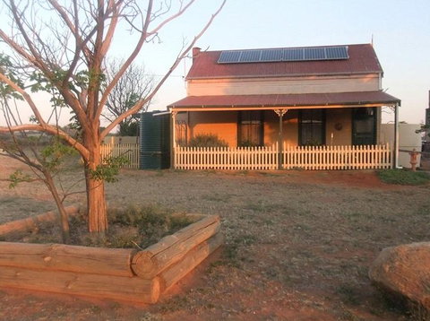 Gum Paddock Country Cottage - Accommodation Batemans Bay 5