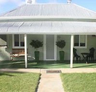 Unique Outback Cottages - Hebbard Cottage - Accommodation Batemans Bay