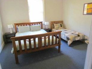 Comfort Cottage - Accommodation Batemans Bay 4