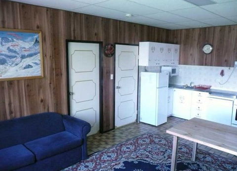 House Matterhorn - Accommodation Batemans Bay 0