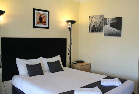 Taree Highway Motor Inn - Accommodation Batemans Bay 0