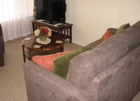 Bluebell Cottage - Accommodation Batemans Bay 0