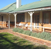Gundagai Historic Cottages Bed and Breakfast - Accommodation Batemans Bay
